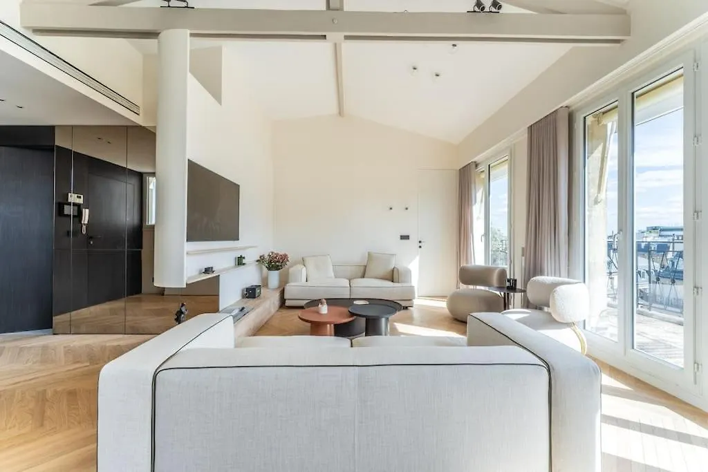 Apartment Luxueux Haussmannien Avec Vue Sur Paris